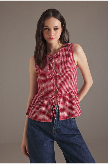 Red Gingham Patterned Tie Detail Sleeveless Stretch Knit Blouse