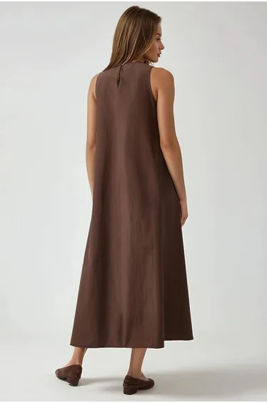 Crew Neck Sleeveless A-Form Maxi Dress
