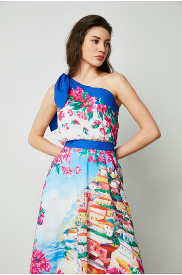 Asymmetric floral top