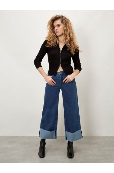 Ikeda Wide Leg Cropped Jeans