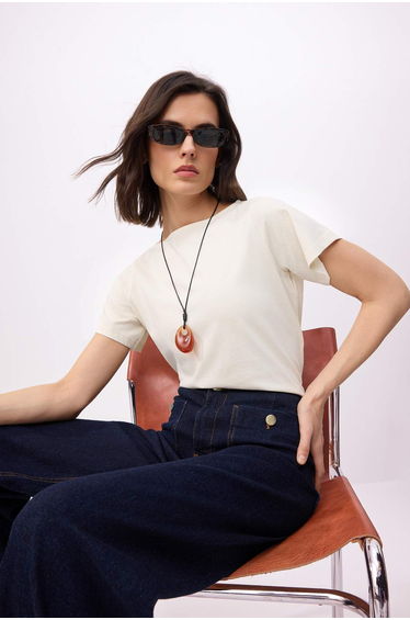 Ecru Relaxed/Casual Fit Boat Neck Short Sleeve 100% Cotton Knitted T-Shirt product thumbnail 2