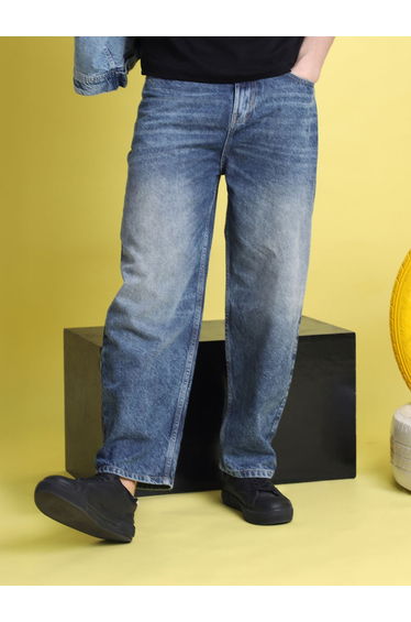 Men Baggy Fit Light Faded Jeans
