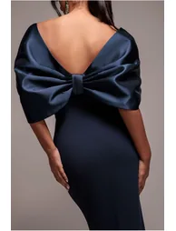 فستان ماكسي بظهر بفيونكة ساتان بأكتاف مكشوفة لون كحلي - 3