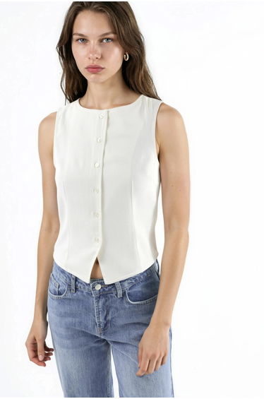 Crew Neck Sleeveless Buttoned Top