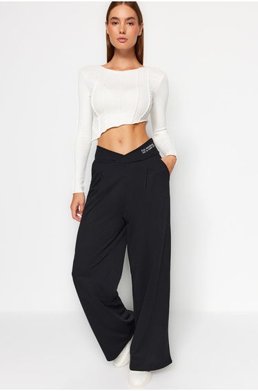 Pants - Black - Wide leg