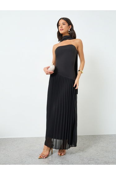 Black Pleated Bandeau Maxi Evening Dress