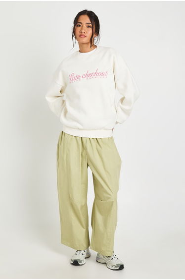 Late Checkout Embroidered Crew Neck Sweatshirt - ecru