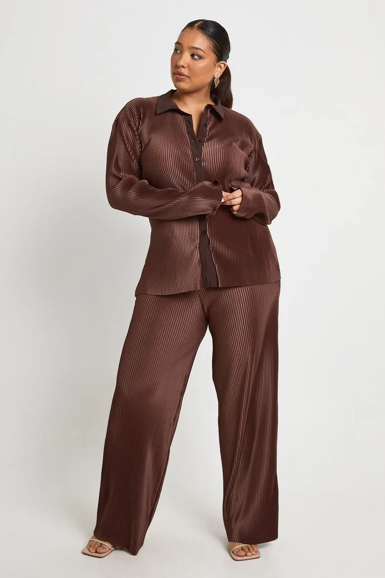 Plus Pleated Plisse Shirt & Wide Leg Trouser Co Ord - chocolate - 2