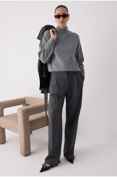 Anthracite Alpaca Wool Blend Premium/Special Yarn Wide Pattern Basic Knitwear Sweater