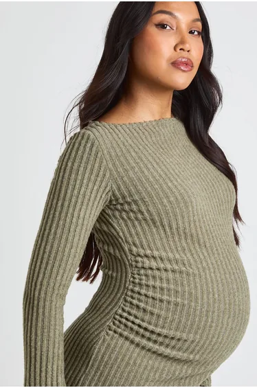 فستان بوهو أخضر ميداكسي بقصة مستقيمة