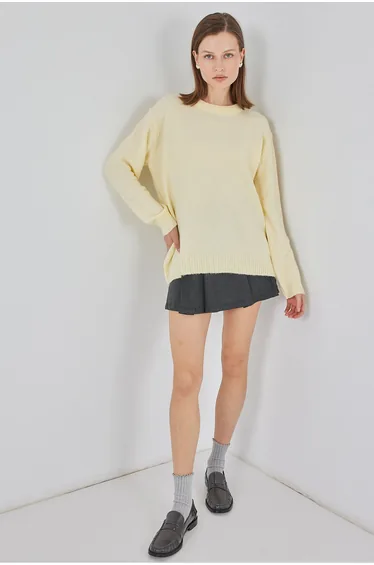 Women's Oversize Knit Sweater - A.Yellow