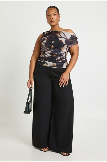 Plus Abstract Asymmetric Ruched Top - black