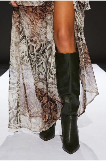 Runway Stiletto Knee Boots