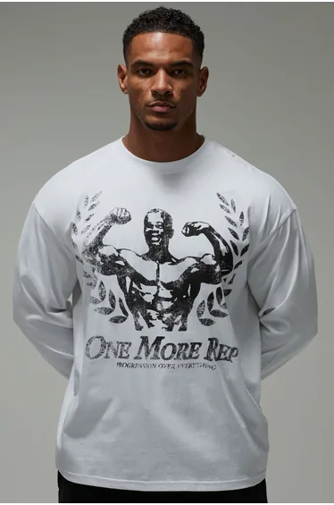 One More Rep Oversized Graphic Long Sleeve T-Shirt - white