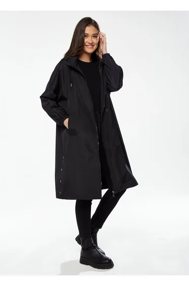 Liquorish Never Give up Parka in Black