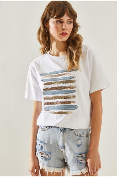 Women's Embroidered Crew Neck T-Shirt