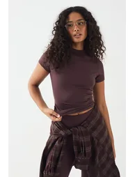 DSGN Studio Sports Sculpt Short Sleeve Top - chocolate