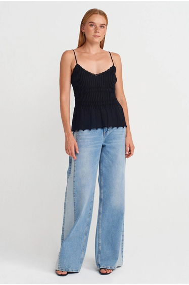 Dilvin Ribbed Sleeveless V-neck Blouse