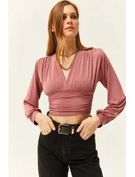 Women's Pale Pink Deep Decollete Waist Banded Crop Blouse - 2