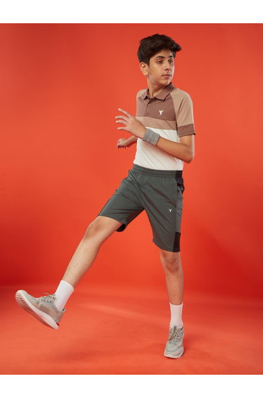 Boys Color Block Slim Fit Sports Shorts