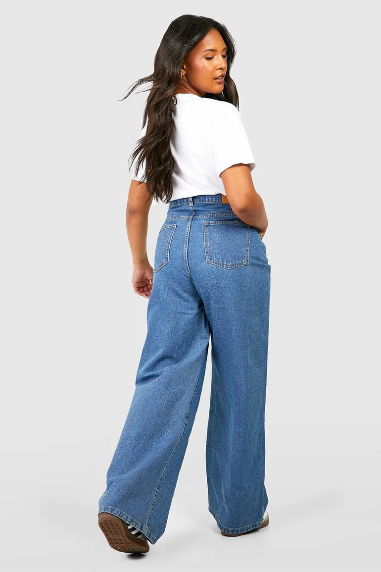 Plus Basics High Waisted Boyfriend Jeans - mid blue - 1