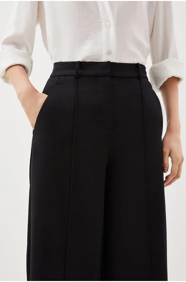 بنطلون كريب بأرجل عريضة - للمقاسات الصغيرة