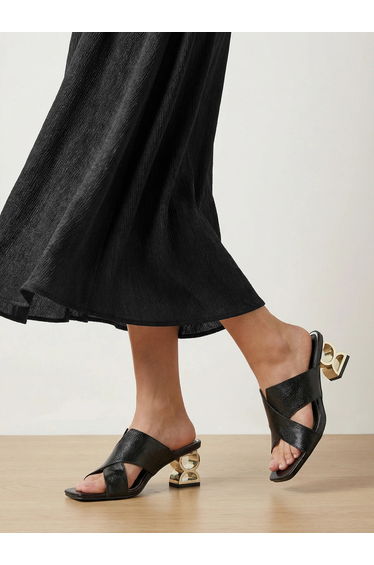 Women Black Textured Mid-Heel Sandals
