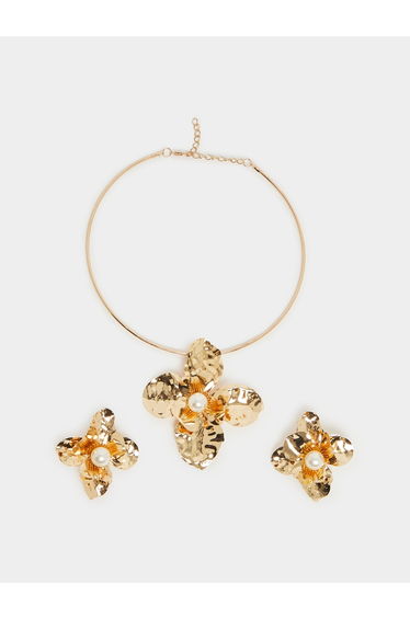 Gold Floral Choker and Earring Set