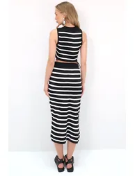 Women's Black Crew Neck Striped Crop Knitwear Blouse And Skirt 2-Piece Knitwear Suit - 4