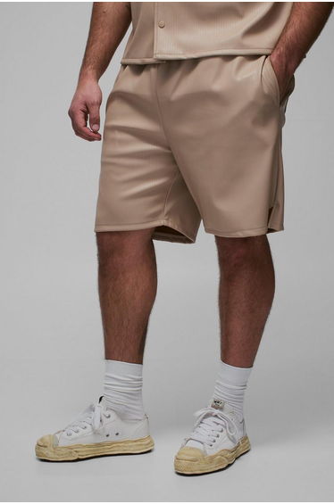 Plus Pleated PU Basketball Shorts