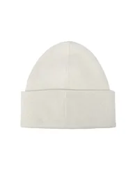 قبعة بيني بطبعة غرافيك لون أخضر - 1