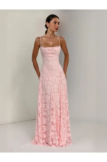 Elegant Floral Lace Spaghetti Strap Maxi Dress