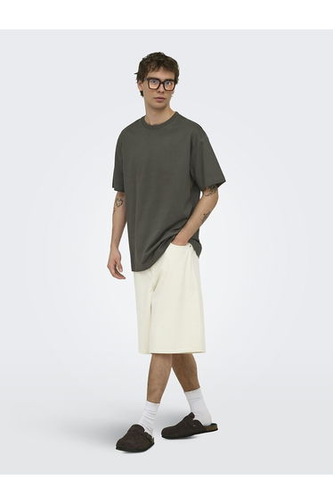Organic Cotton T-Shirt in Loose Fit with Crew Neck