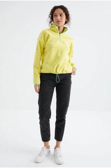 TOMMY Oversized Plush Half-zip Sweatshirt