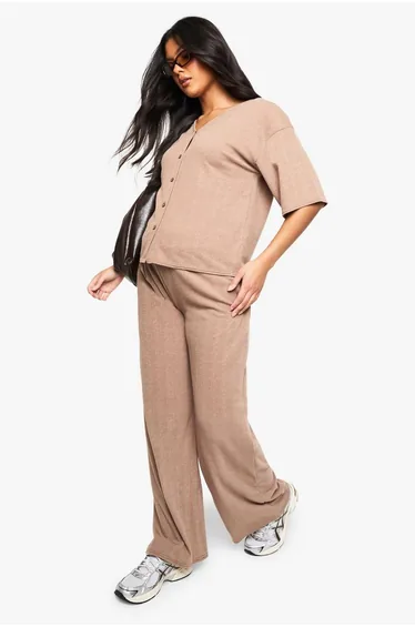 MATERNITY V NECK BUTTON DOWN LOOSE FIT CO-ORD - mocha