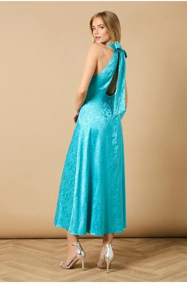 فستان ميدي بقصة بياز بياقة هالتر