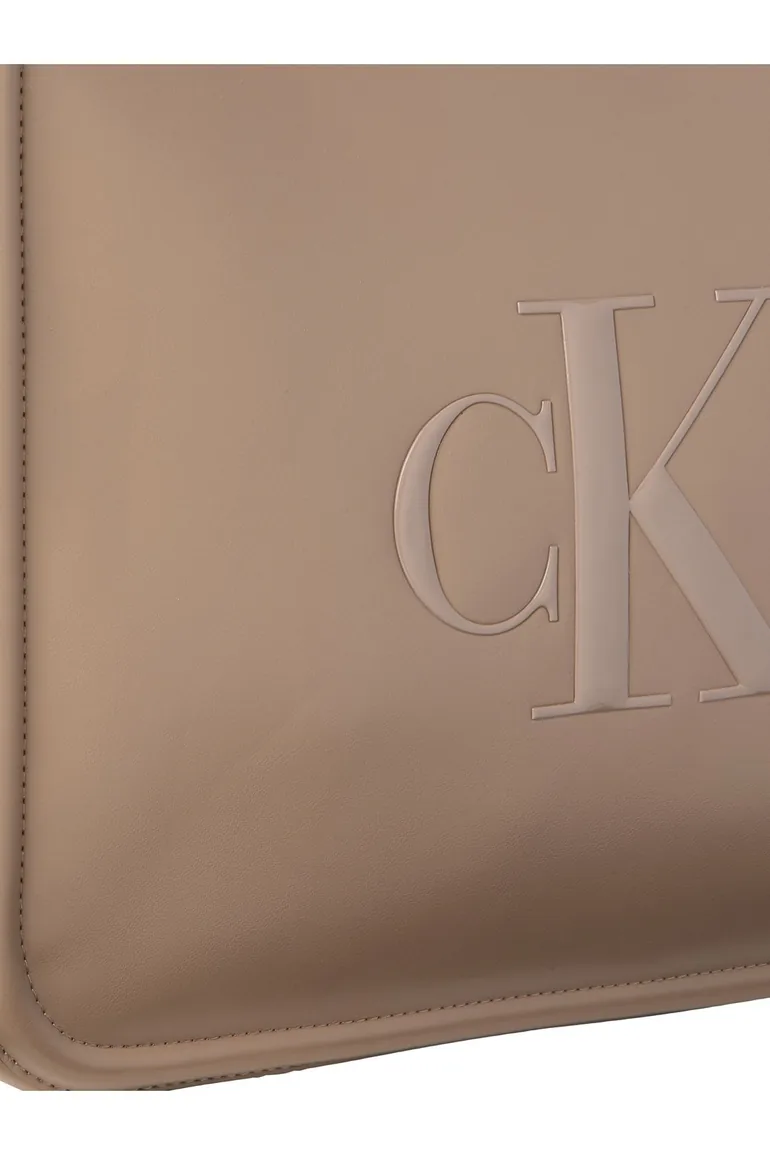 Bold CK Medium Tote Desert Taupe - 3
