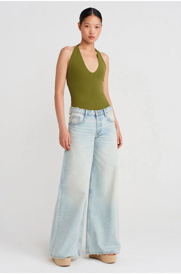 DILVIN Slim Fit Halterneck Cut-Out Blouse