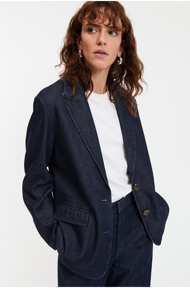 Straight Fit Blazer