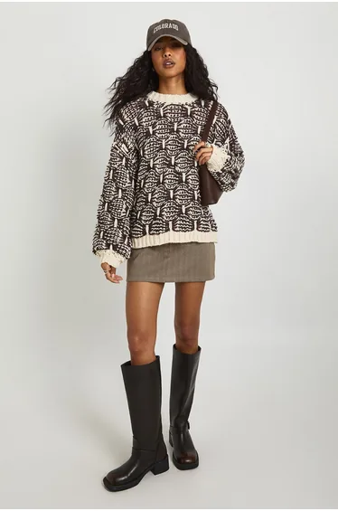 سترة بوهو بني محبوك بأكمام طويلة