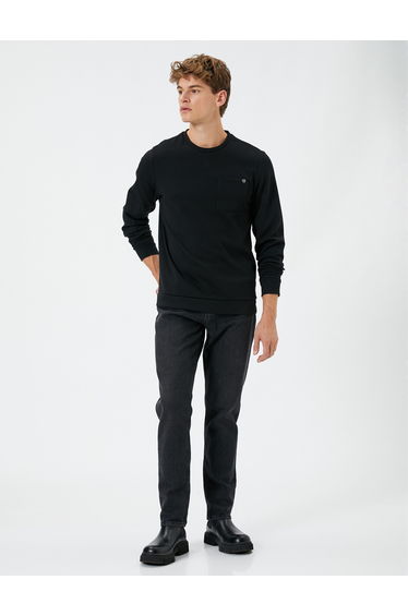 Pocket Detail Minimal Printed Long Sleeve Crew Neck Sweater