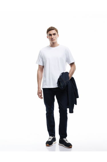 Basic T-Shirt