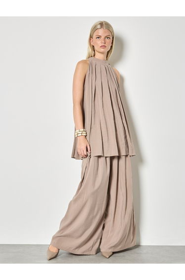 Soft Pleat Tunic Top