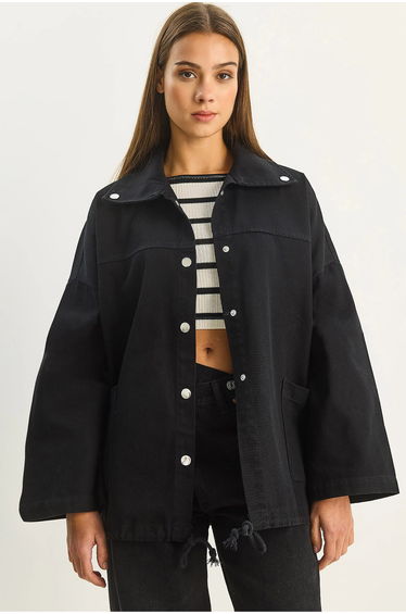 LUCCI Oversized Denim Button-Up Jacket