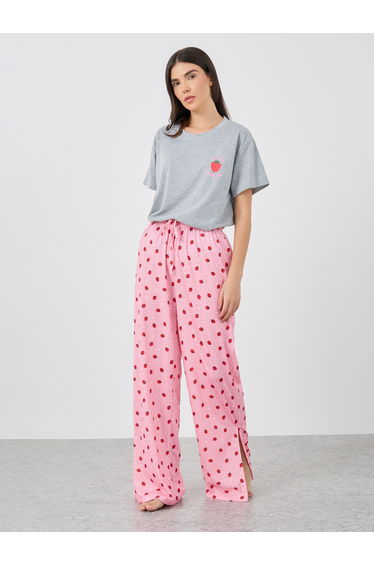 Women Strawberry Print Dropped Shoulder T-Shirt and Side Slit Pyjama Set