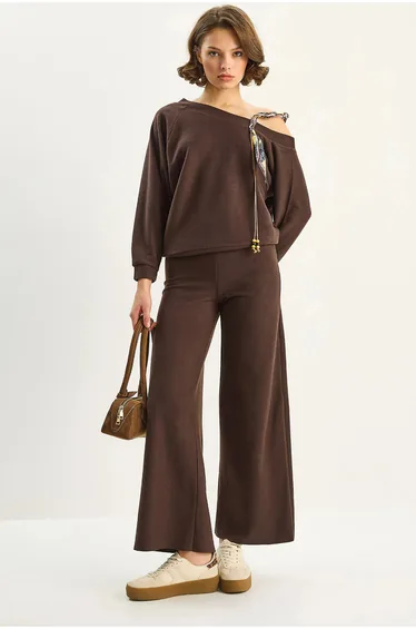 طقم مريح بيانكو لوتشي باللون البني