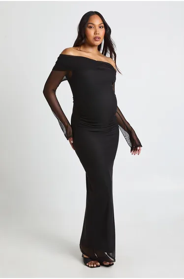 فستان ماكسي مزموم بأكمام ميش بأكتاف مكشوفة لون أسود - للحوامل