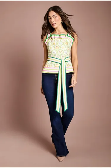 تيشيرت كوست فاشن أبيض بطبعة أزهار بلا أكمام