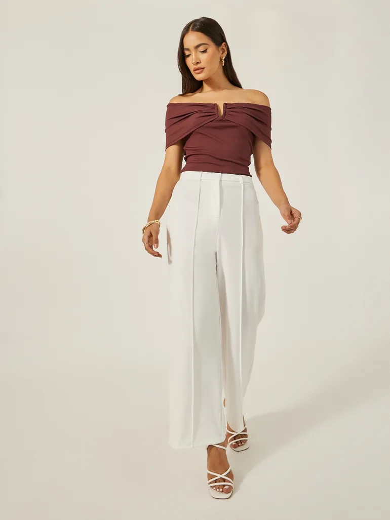 Mid Rise Wide Leg Pants with Pintuck Detail