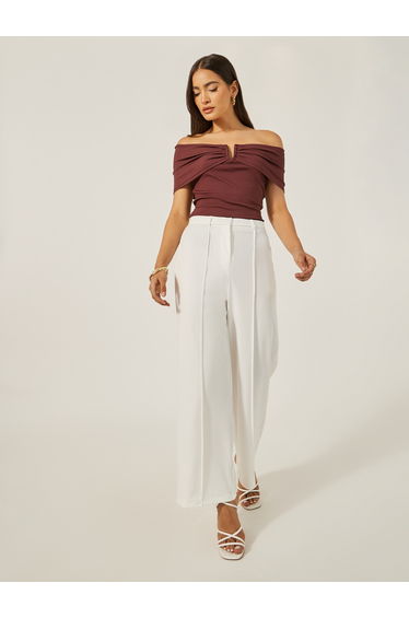Mid Rise Wide Leg Pants with Pintuck Detail